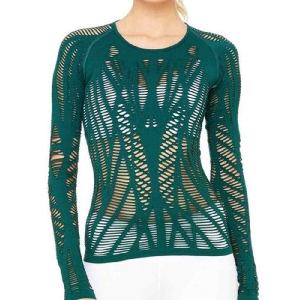 Alo Yoga Wanderer Long Sleeve Top